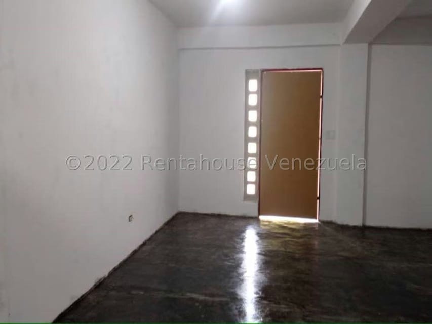 Casa (1 Nivel) en Venta en Pan de Azucar, Miranda - 16