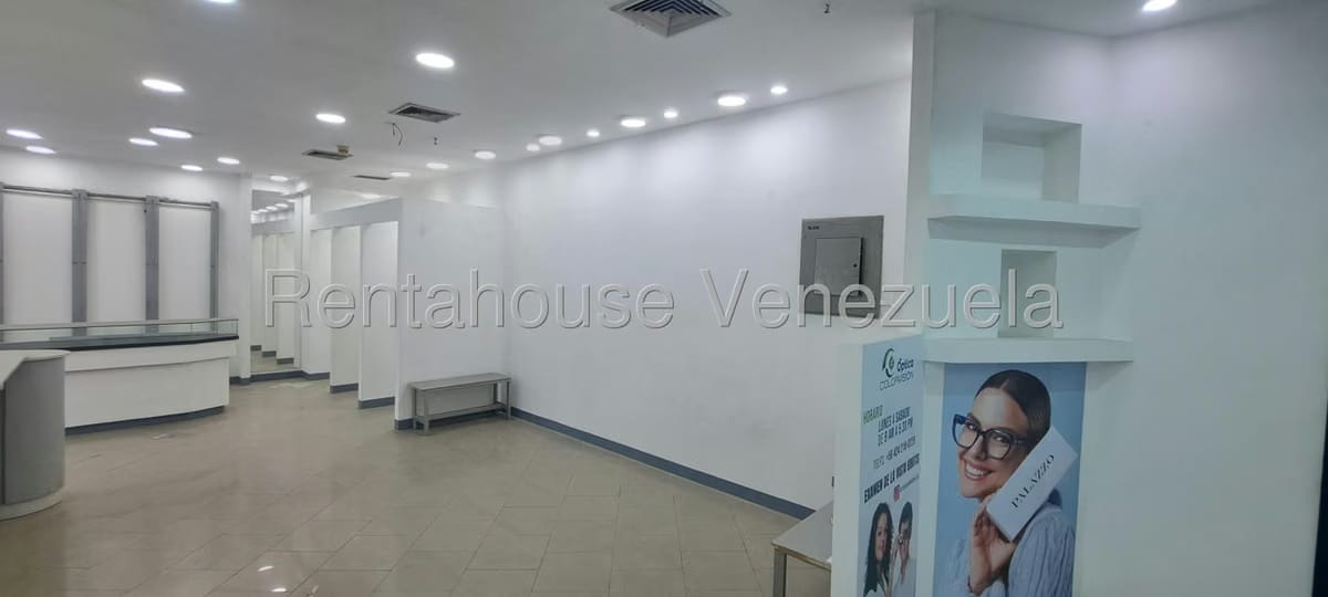 Comercial (Local Comercial) en Venta en Parroquia Catedral, Distrito Metropolitano - 8