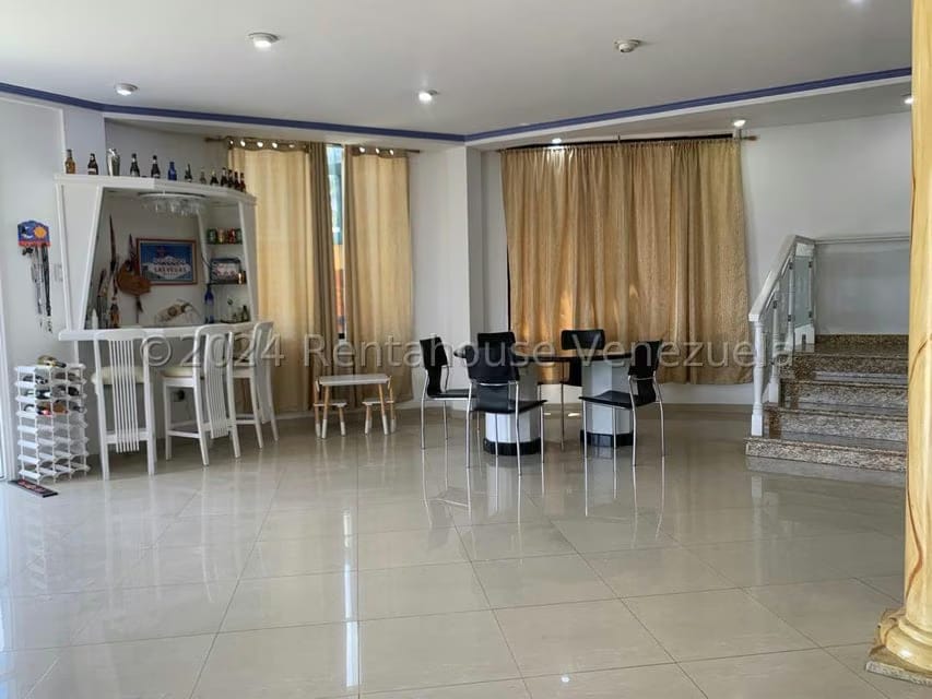 Casa (Multipes Niveles) en Venta en Pan de Azucar, Miranda - 4