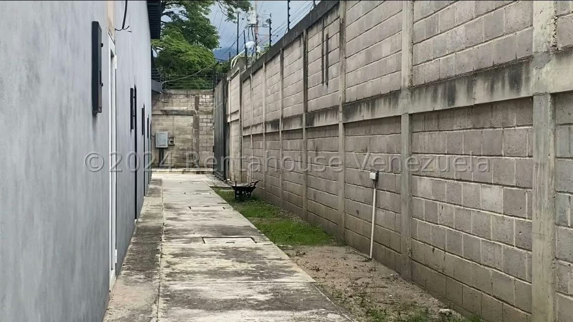Comercial (Galpon - Deposito) en Venta en Barbula, Carabobo - 17