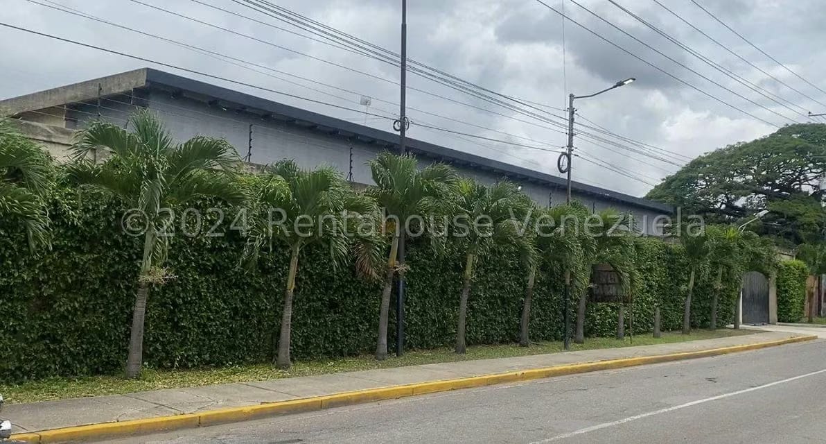 Comercial (Galpon - Deposito) en Venta en Barbula, Carabobo - 24