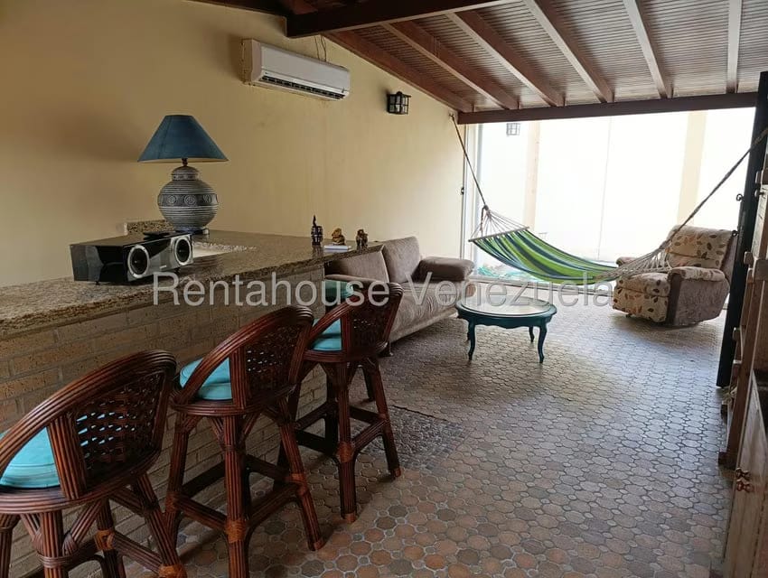 Townhouse (Duplex) en Venta en Las Quintas, Carabobo - 25