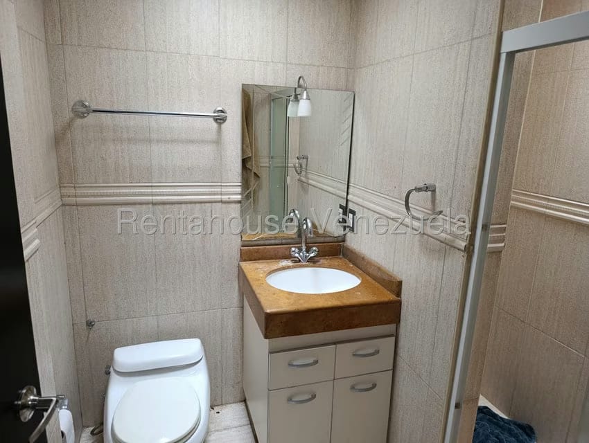 Townhouse (Duplex) en Venta en Las Quintas, Carabobo - 40