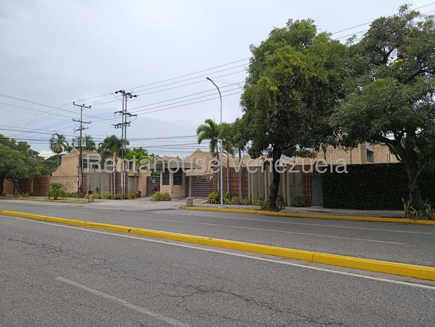 Townhouse (Duplex) en Venta en Las Quintas, Carabobo - 48