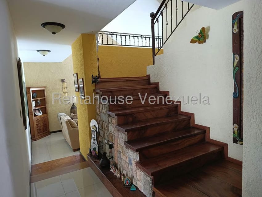 Townhouse (Duplex) en Venta en Las Quintas, Carabobo - 8