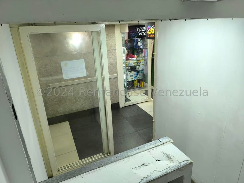 Comercial (Local Comercial) en Alquiler en Parroquia La Candelaria, Distrito Metropolitano - 6