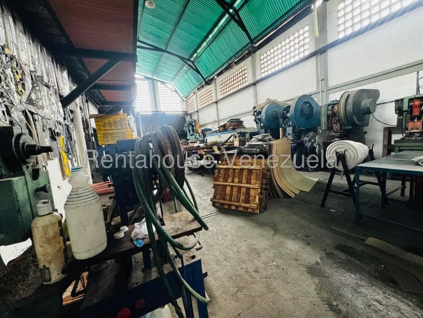 Comercial (Galpon - Deposito) en Venta en Centro, Lara - 6