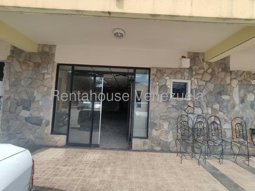 Comercial (Local Comercial) en Venta en Barbula, Carabobo - 2
