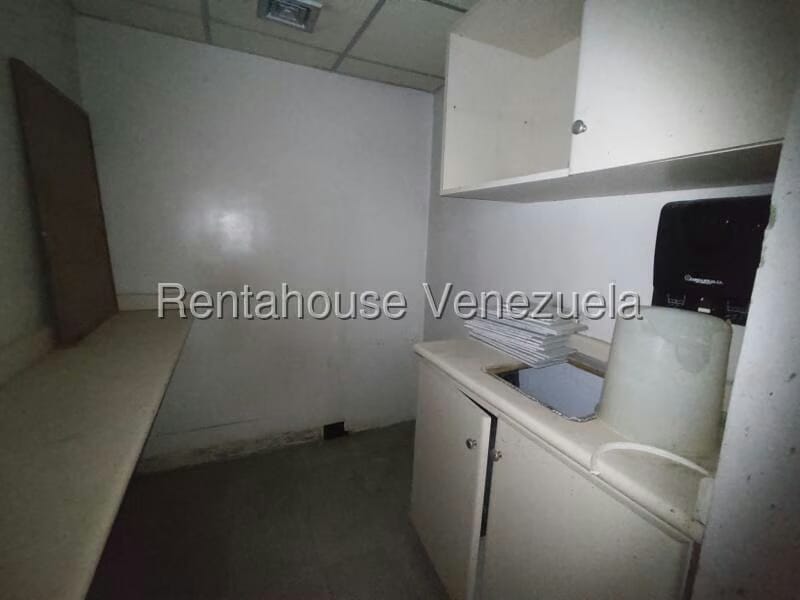 Comercial (Local Comercial) en Venta en Barbula, Carabobo - 10