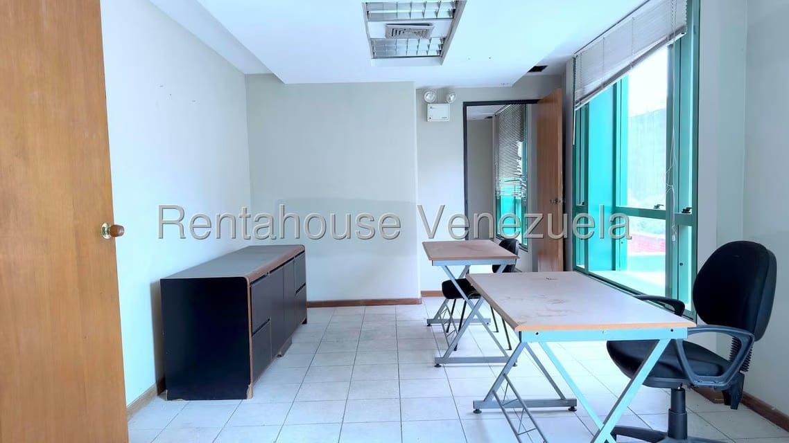 Comercial (Oficina) en Alquiler en Sabana Grande, Distrito Metropolitano - 11