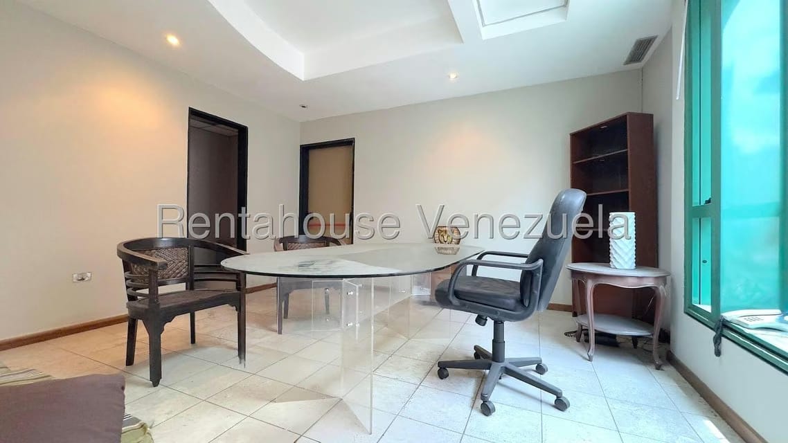 Comercial (Oficina) en Alquiler en Sabana Grande, Distrito Metropolitano - 21