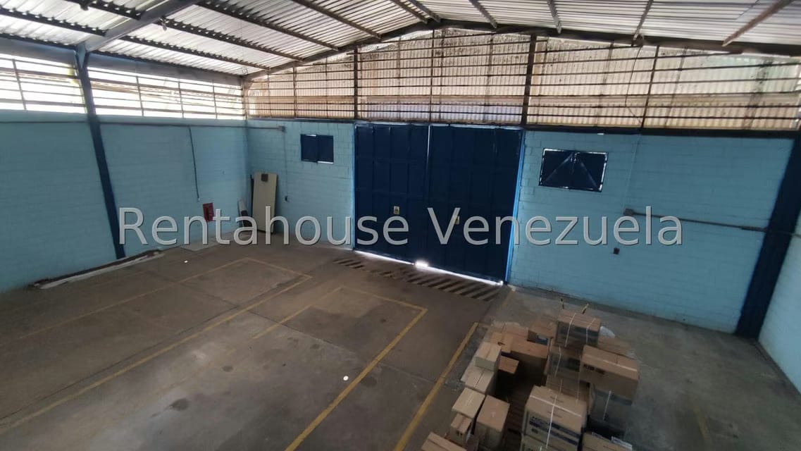 Comercial (Galpon - Deposito) en Venta en Zona Industrial 2, Lara - 11