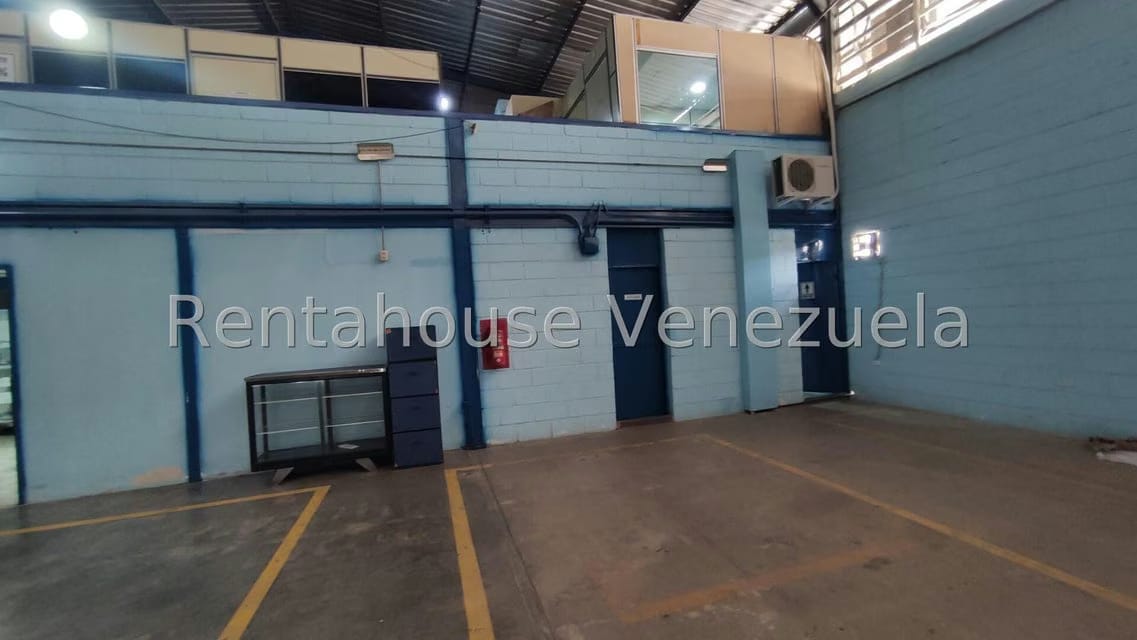 Comercial (Galpon - Deposito) en Venta en Zona Industrial 2, Lara - 41