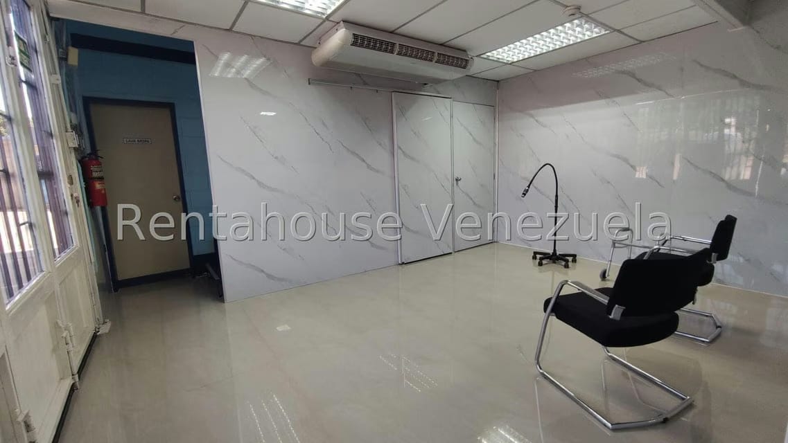 Comercial (Galpon - Deposito) en Venta en Zona Industrial 2, Lara - 47
