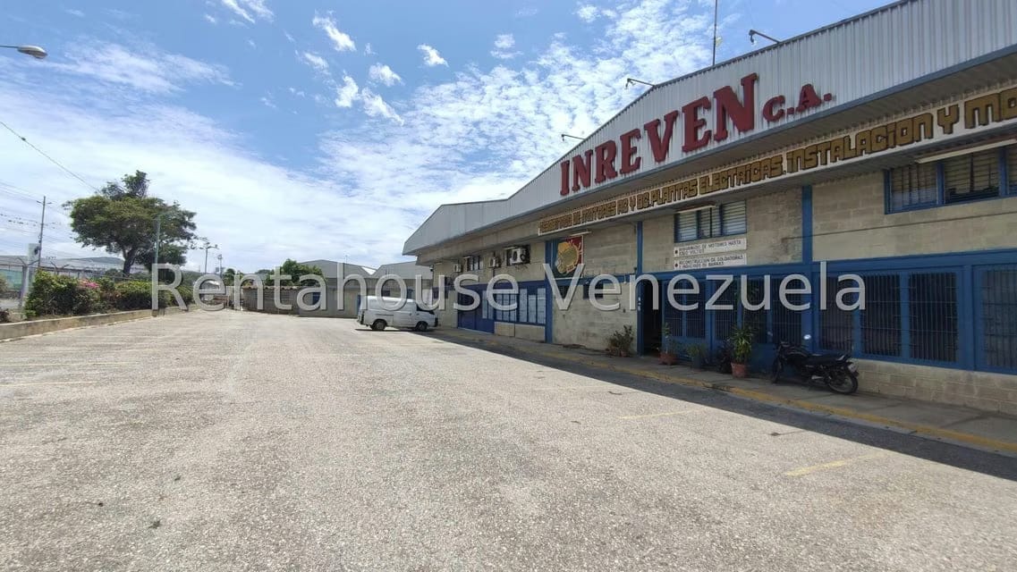 Comercial (Galpon - Deposito) en Venta en Zona Industrial 2, Lara - 49