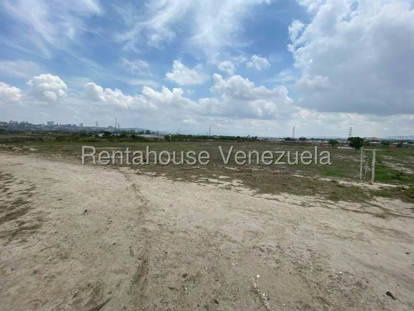 Terreno (Comercial) en Venta en La Riberena, Lara - 3