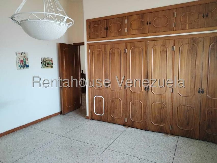 Casa (1 Nivel) en Venta en Trigal Centro, Carabobo - 76