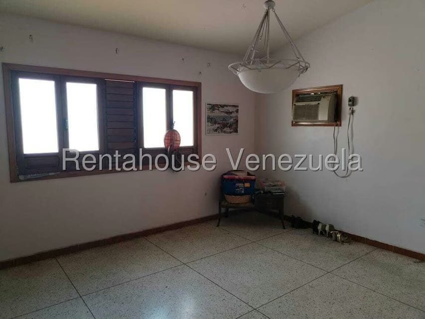 Casa (1 Nivel) en Venta en Trigal Centro, Carabobo - 79