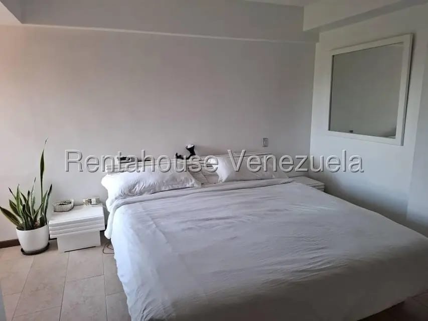 Apartamento (1 Nivel) en Venta en Los Naranjos del Cafetal, Distrito Metropolitano - 16