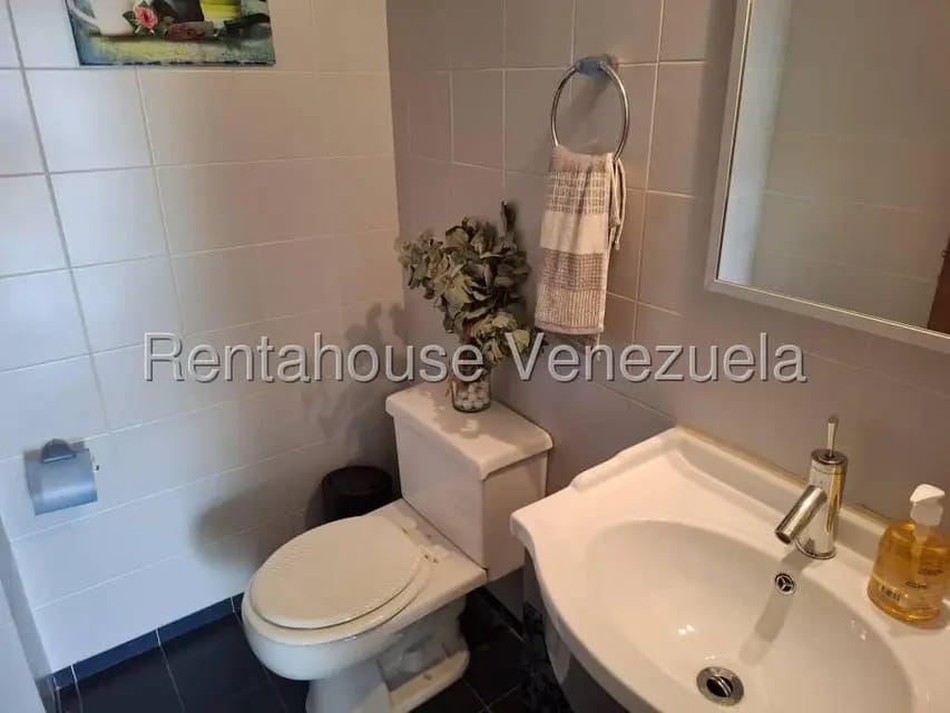 Apartamento (1 Nivel) en Venta en Los Naranjos del Cafetal, Distrito Metropolitano - 25