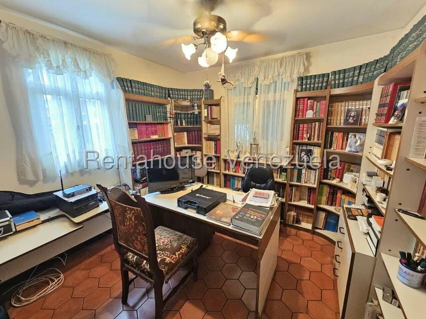 Casa (Multipes Niveles) en Venta en San Luis, Distrito Metropolitano - 10