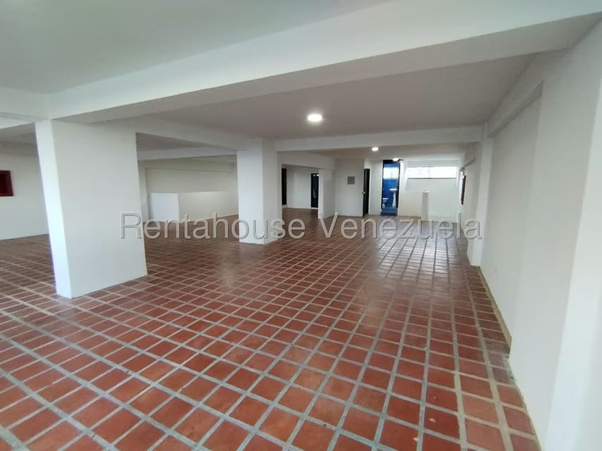 Comercial (Local Comercial) en Alquiler en Avenida Lara, Carabobo - 6