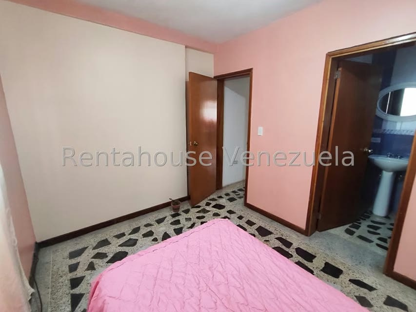 Casa (Duplex) en Venta en Municipio Carrizal, Miranda - 25