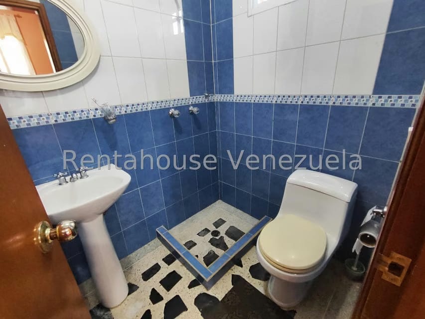 Casa (Duplex) en Venta en Municipio Carrizal, Miranda - 26