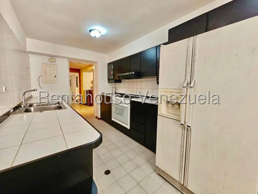 Apartamento (1 Nivel) en Venta en El Cigarral, Distrito Metropolitano - 11