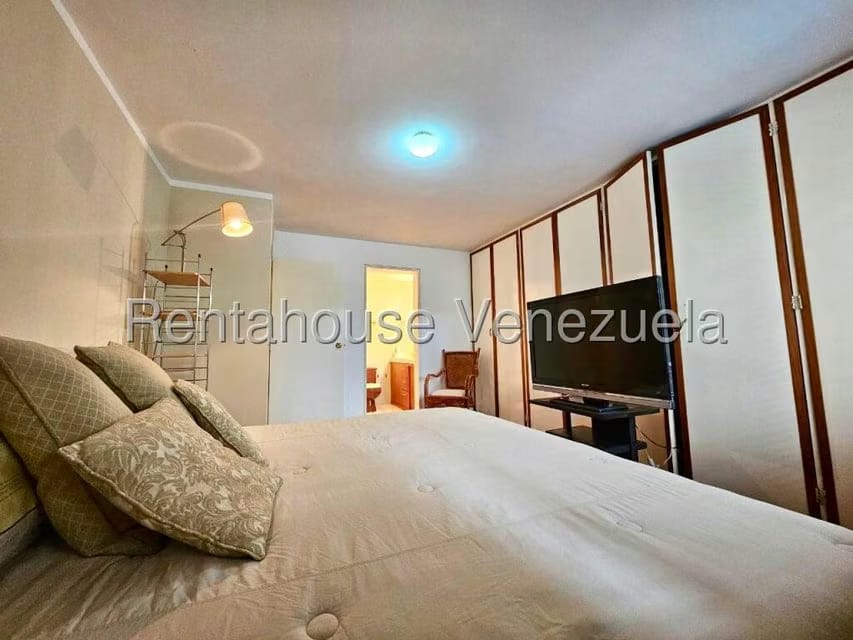 Apartamento (1 Nivel) en Venta en El Cigarral, Distrito Metropolitano - 16