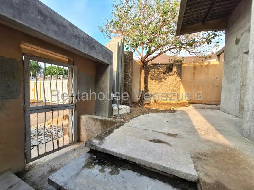 Casa (1 Nivel) en Venta en Trigal Norte, Carabobo - 22