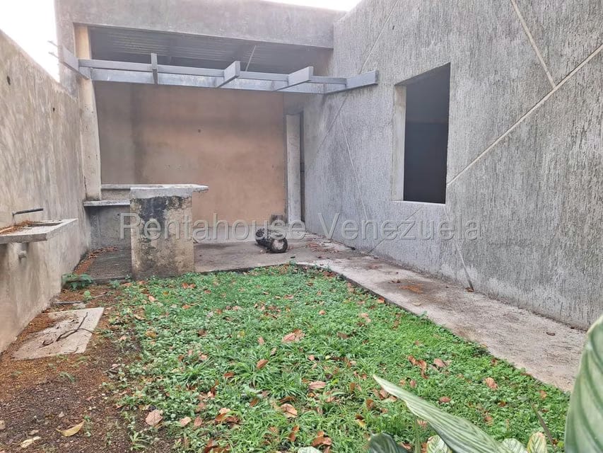 Casa (1 Nivel) en Venta en Trigal Norte, Carabobo - 9