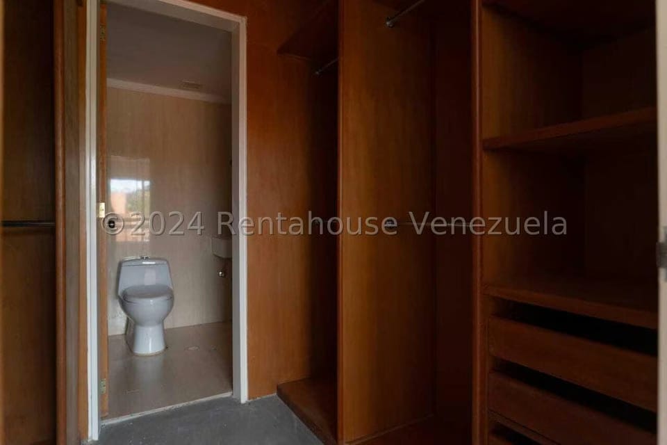 Apartamento (Duplex) en Venta en Lomas del Sol, Distrito Metropolitano - 17
