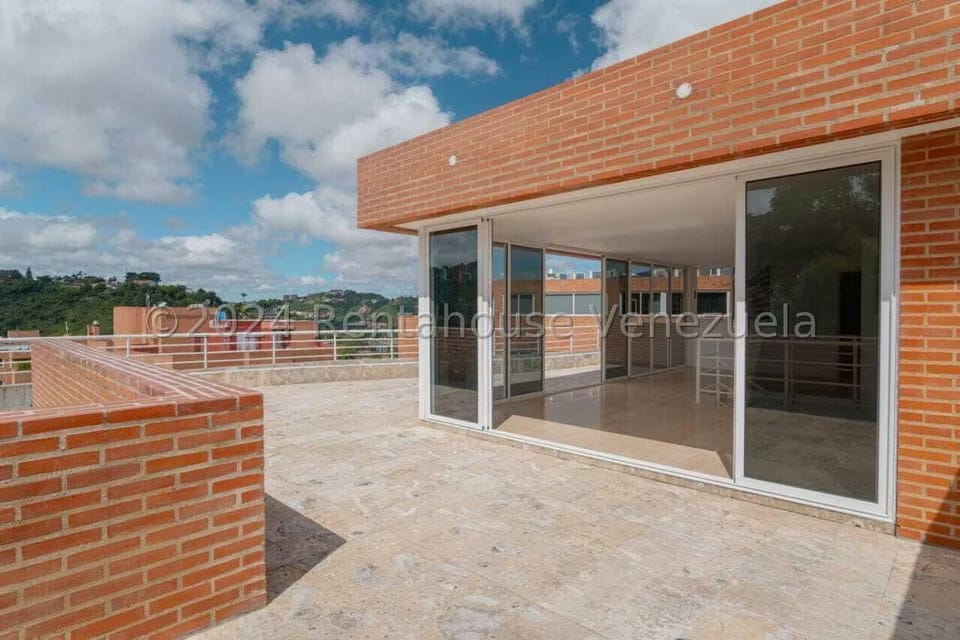Apartamento (Duplex) en Venta en Lomas del Sol, Distrito Metropolitano - 33