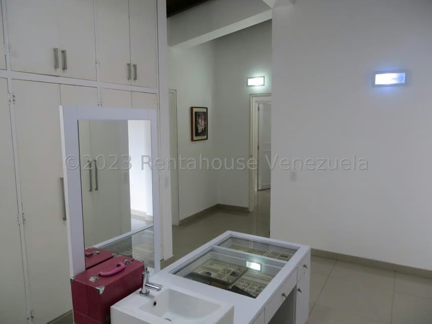 Casa (Duplex) en Venta en Santa Fe Norte, Distrito Metropolitano - 35