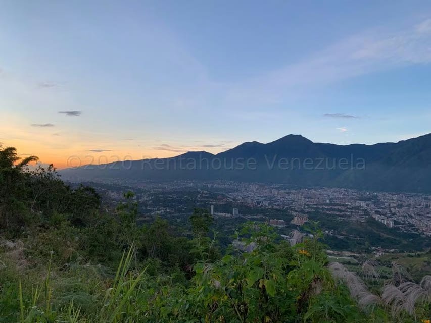 Terreno (Comercial) en Venta en Alto Hatillo, Distrito Metropolitano - 16