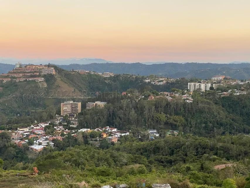 Terreno (Comercial) en Venta en Alto Hatillo, Distrito Metropolitano - 9