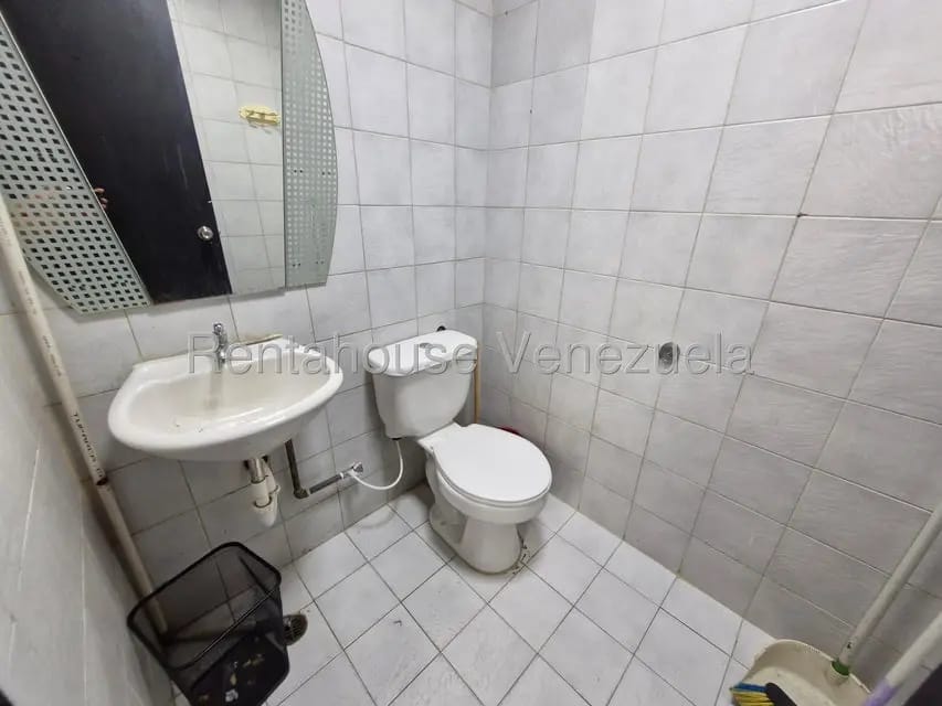 Comercial (Oficina) en Alquiler en Avenida Bolivar, Aragua - 8