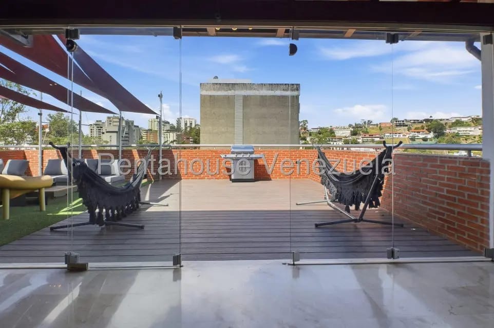 Apartamento (Penthouse) en Venta en Los Naranjos del Cafetal, Distrito Metropolitano - 20
