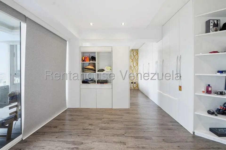 Apartamento (Penthouse) en Venta en Los Naranjos del Cafetal, Distrito Metropolitano - 25