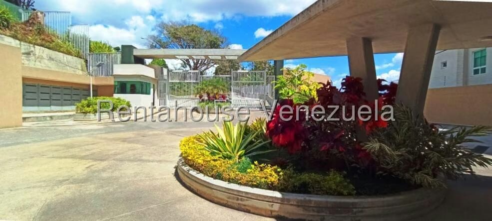 Apartamento (1 Nivel) en Venta en La Lagunita Country Club, Distrito Metropolitano - 3
