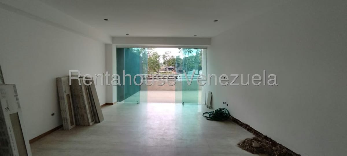Apartamento (1 Nivel) en Venta en La Lagunita Country Club, Distrito Metropolitano - 4