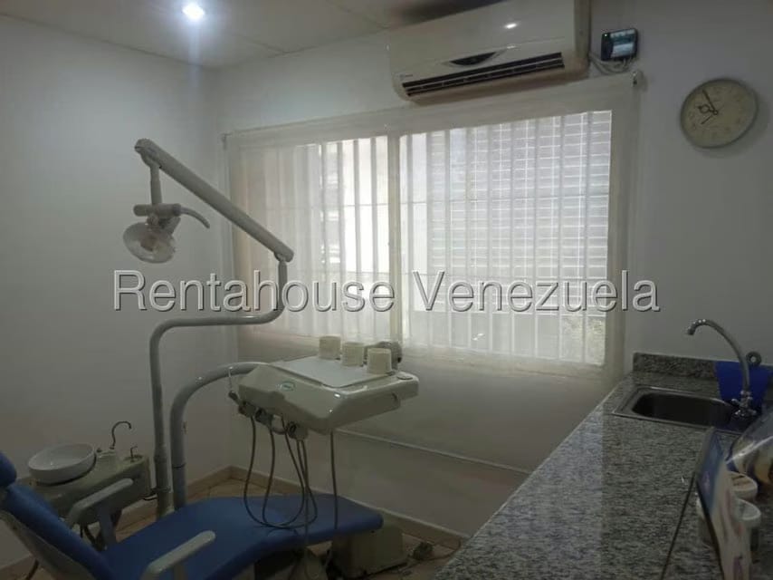 Comercial (Consultorio Medico) en Alquiler en Chacao, Distrito Metropolitano - 14