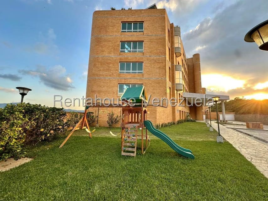 Apartamento (1 Nivel) en Venta en Mirador de Los Campitos I, Distrito Metropolitano - 21