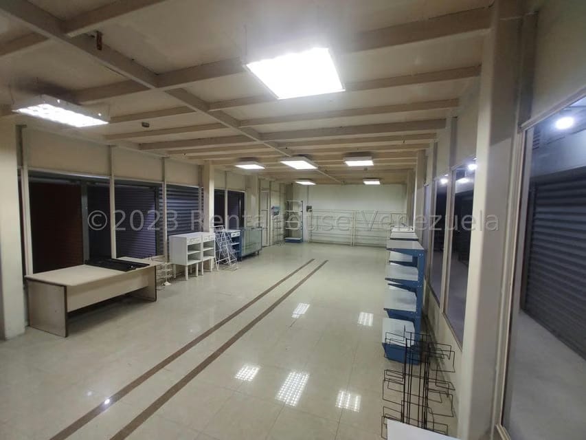 Comercial (Industrial) en Venta en Cementerio, Distrito Metropolitano - 4