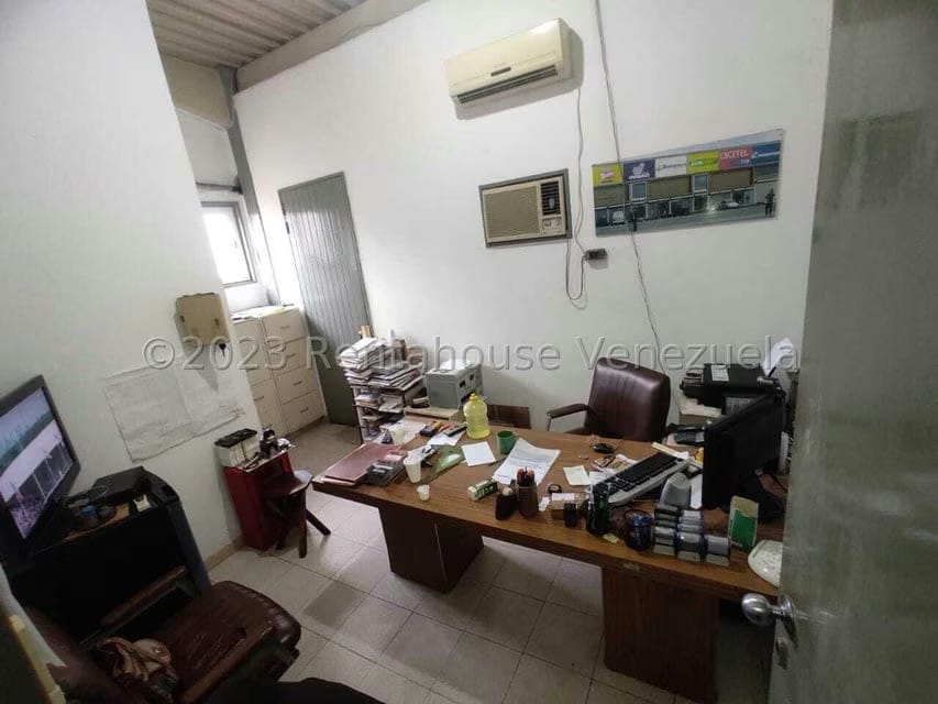 Comercial (Industrial) en Venta en Cementerio, Distrito Metropolitano - 7