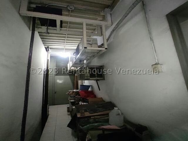 Comercial (Industrial) en Venta en Cementerio, Distrito Metropolitano - 10