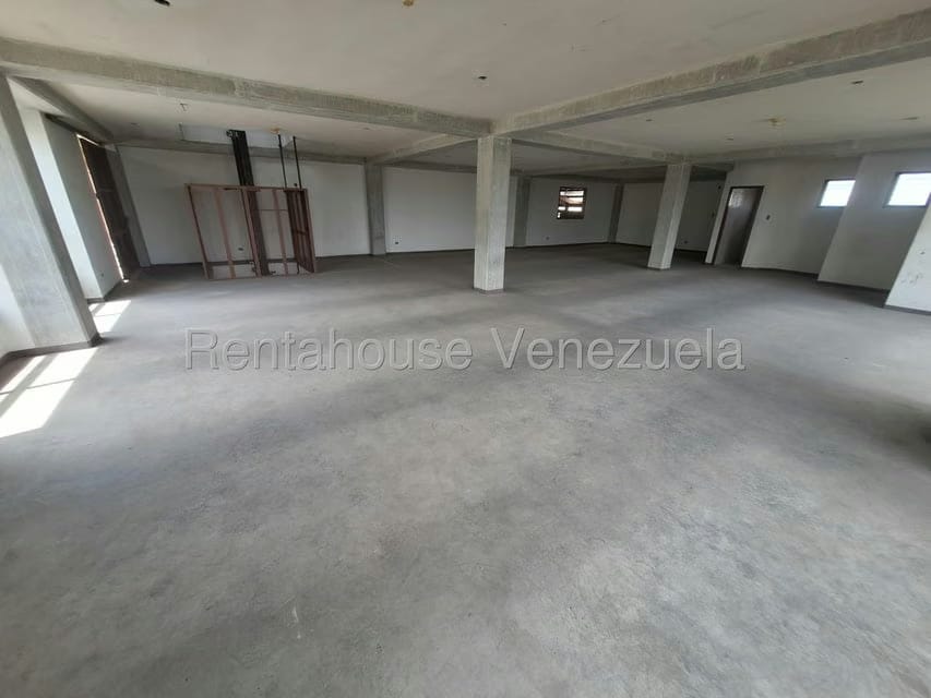 Comercial (Galpon - Deposito) en Venta en Mariche, Distrito Metropolitano - 28