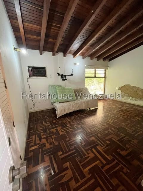 Casa (Multipes Niveles) en Venta en Prados del Este, Distrito Metropolitano - 13
