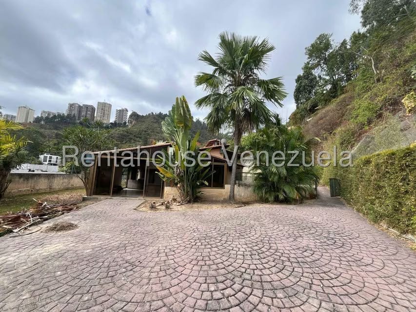 Casa (Multipes Niveles) en Venta en Prados del Este, Distrito Metropolitano - 8